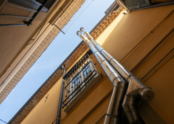 How to Choose the Best Gutter Cleaning Service 