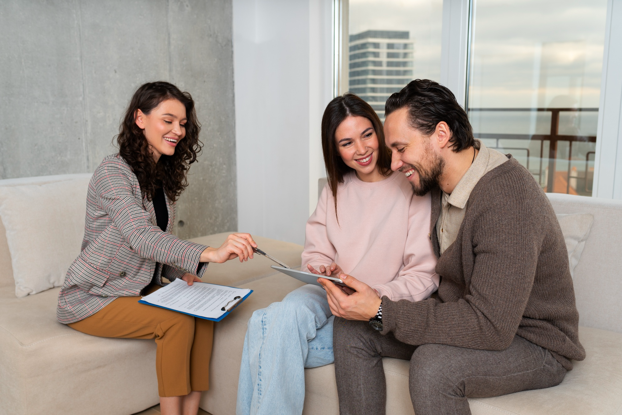 How Mortgage Lenders Help You Choose the Right Mortgage Loan?